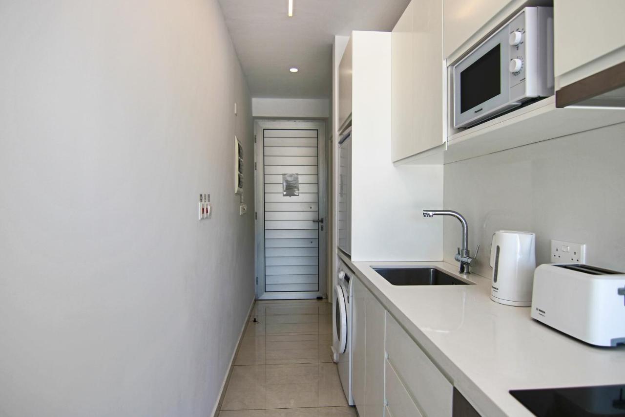 Apartament Phaedrus Living - Seaside Luxury Flat Harbour 102 Pafos Zewnętrze zdjęcie